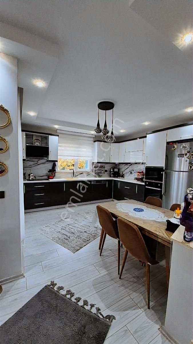 Ege Kuşadası Türkmen Takas A Marinada Fırsat Müstakil Villa - Görsel 21