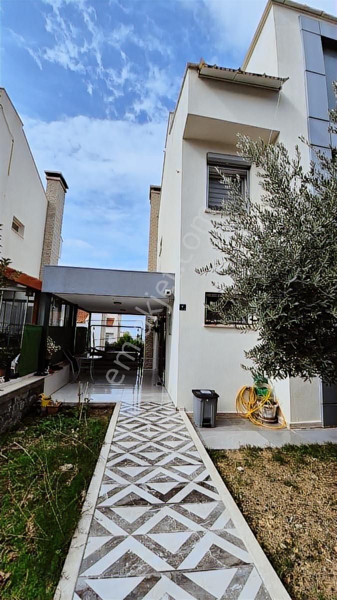 Ege Kuşadası Türkmen Takas A Marinada Fırsat Müstakil Villa - Görsel 12