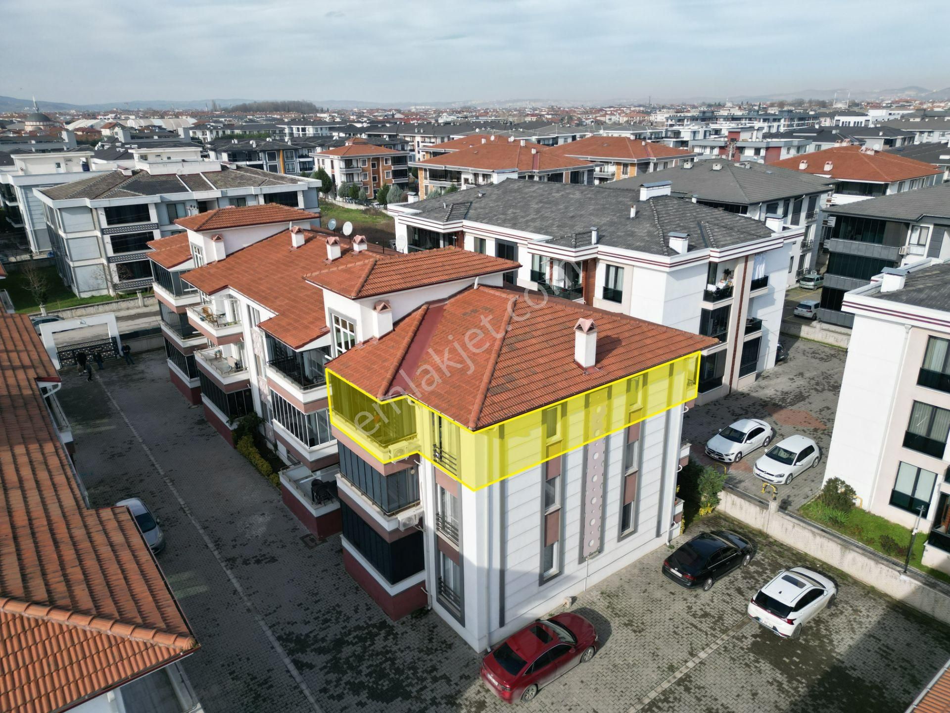 Stadyum Ve Okullara Yürüme Mesafesinde Satılık 2+1 Daire