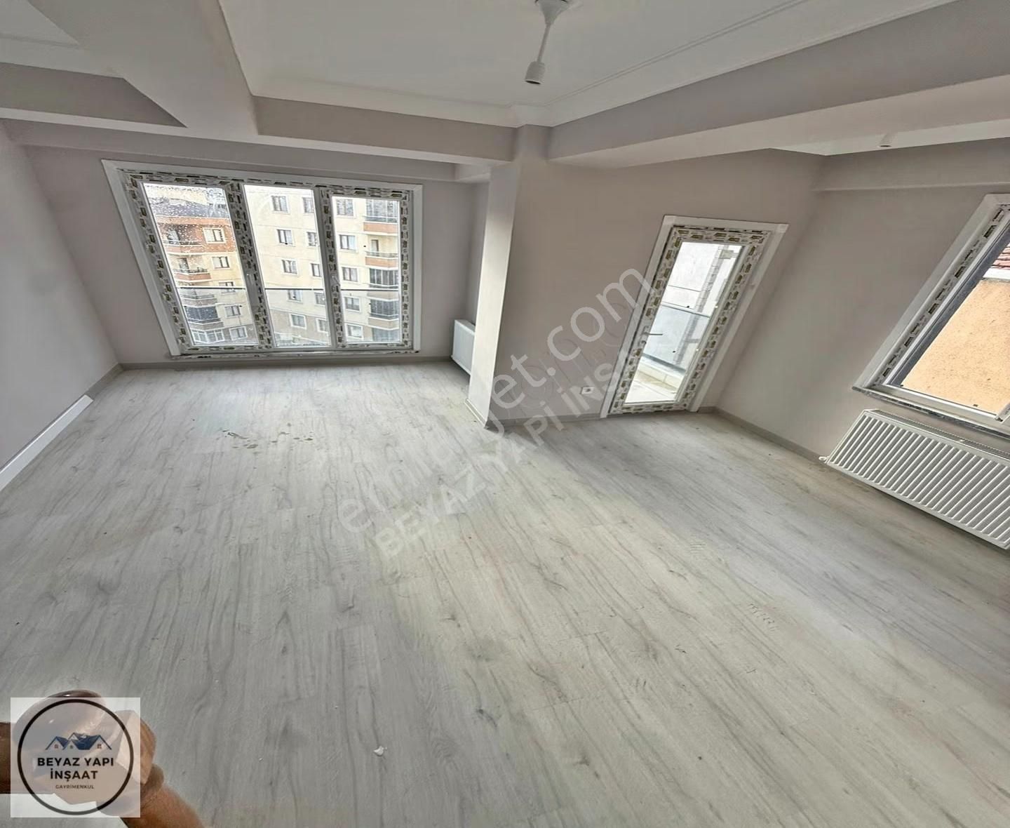 Beyaz Yapı'dan Göz Alıcı Mimarisiyle Ormanköy Dibinde 4+1 Dublex - Görsel 8