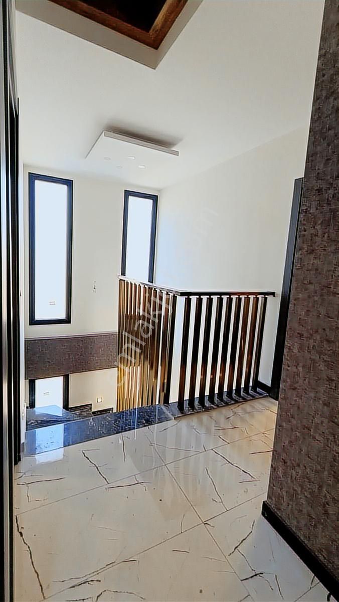 Satılık Özel Havuzlu Deniz Manzaralı Villalar - Görsel 12