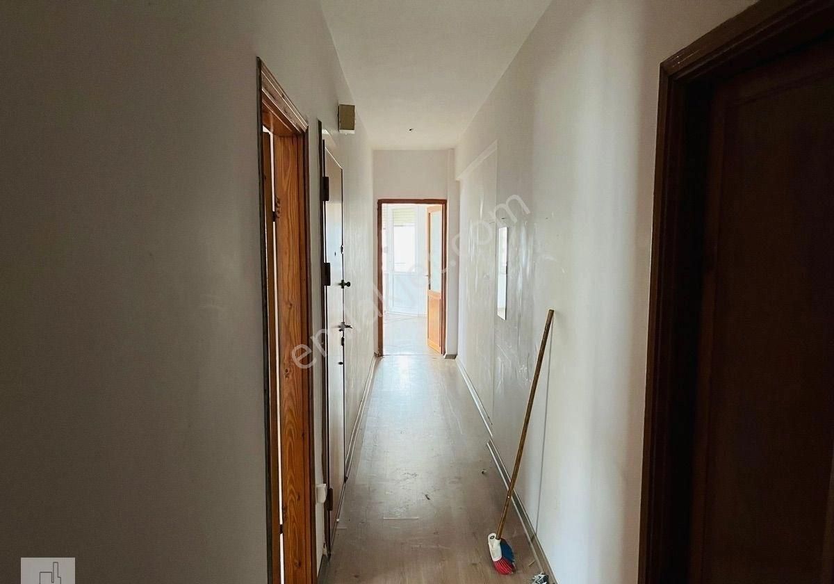 Altınoluk Kordonda 2.kat 2+1 Ayrı Mutfak Geniş Yaz Kış Kiralık Boş Daire - Görsel 5