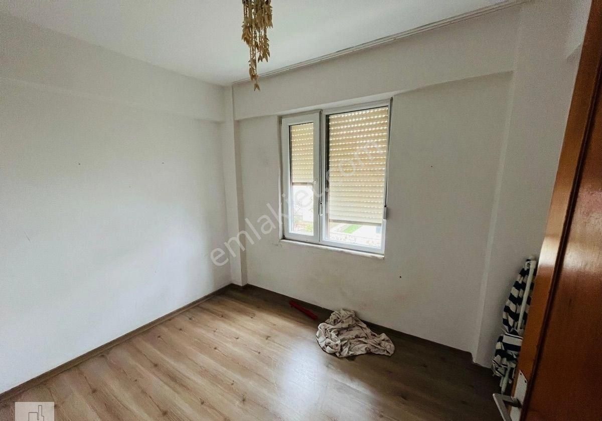 Altınoluk Kordonda 2.kat 2+1 Ayrı Mutfak Geniş Yaz Kış Kiralık Boş Daire - Görsel 2