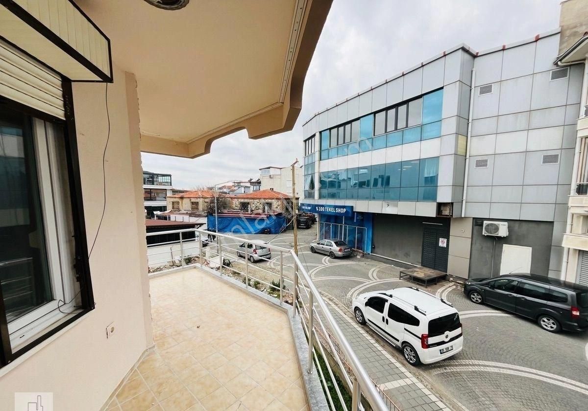 Altınoluk Kordonda 2.kat 2+1 Ayrı Mutfak Geniş Yaz Kış Kiralık Boş Daire - Görsel 7