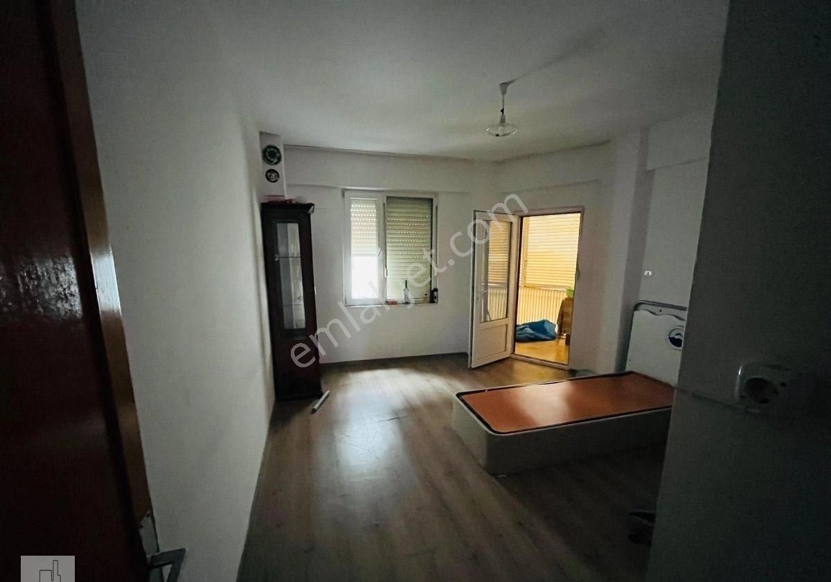 Altınoluk Kordonda 2.kat 2+1 Ayrı Mutfak Geniş Yaz Kış Kiralık Boş Daire - Görsel 16