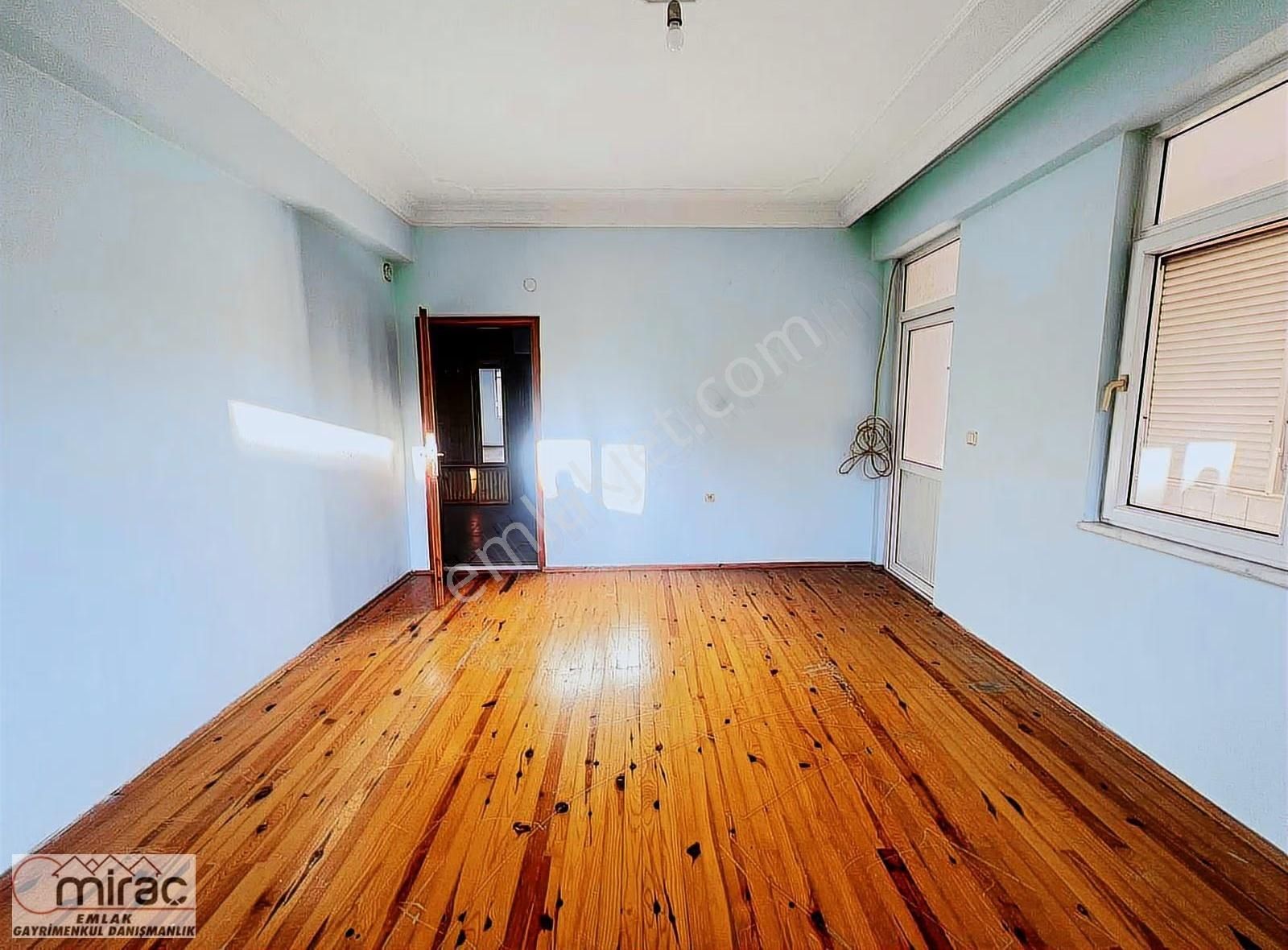 Kavaklı Mahallesi Çarşamba Pazarı Yakını 2+1 Arakat Daire - Görsel 14