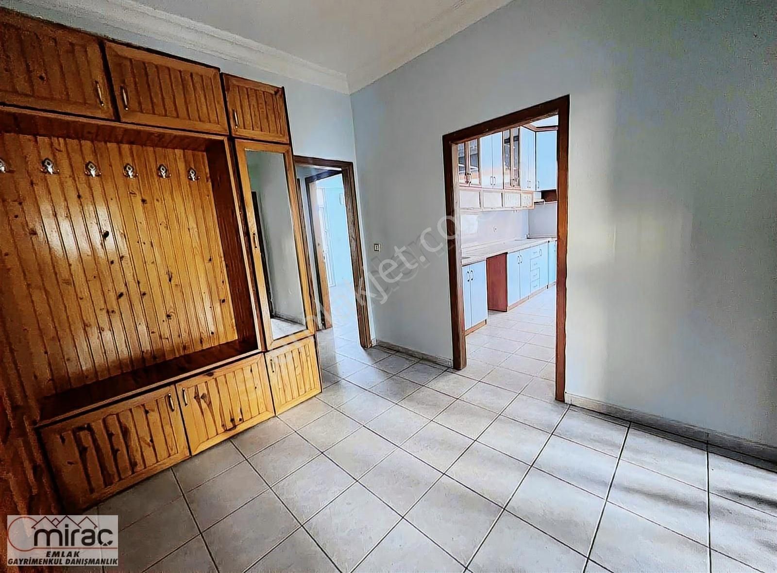 Kavaklı Mahallesi Çarşamba Pazarı Yakını 2+1 Arakat Daire - Görsel 13