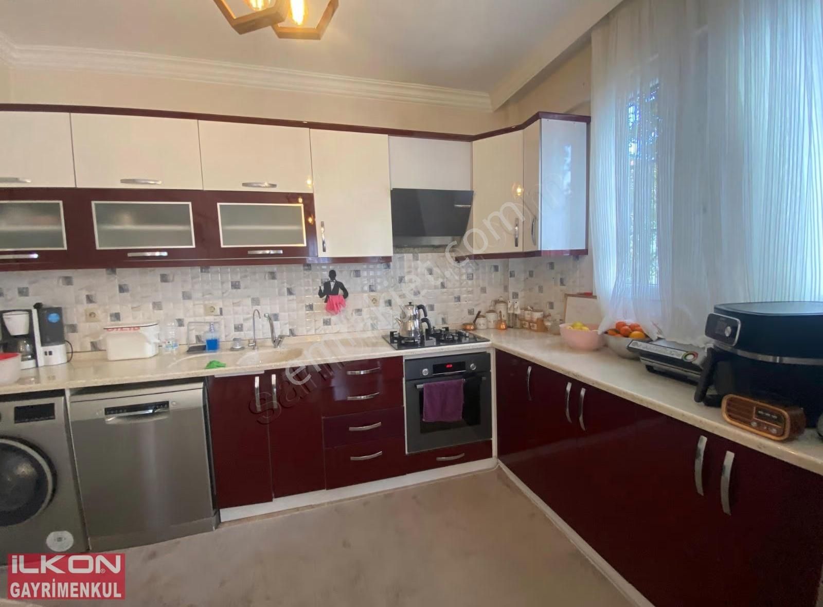 Fethiye Akarca Mah.de İlkon'dan Satılık 3+1 Daire