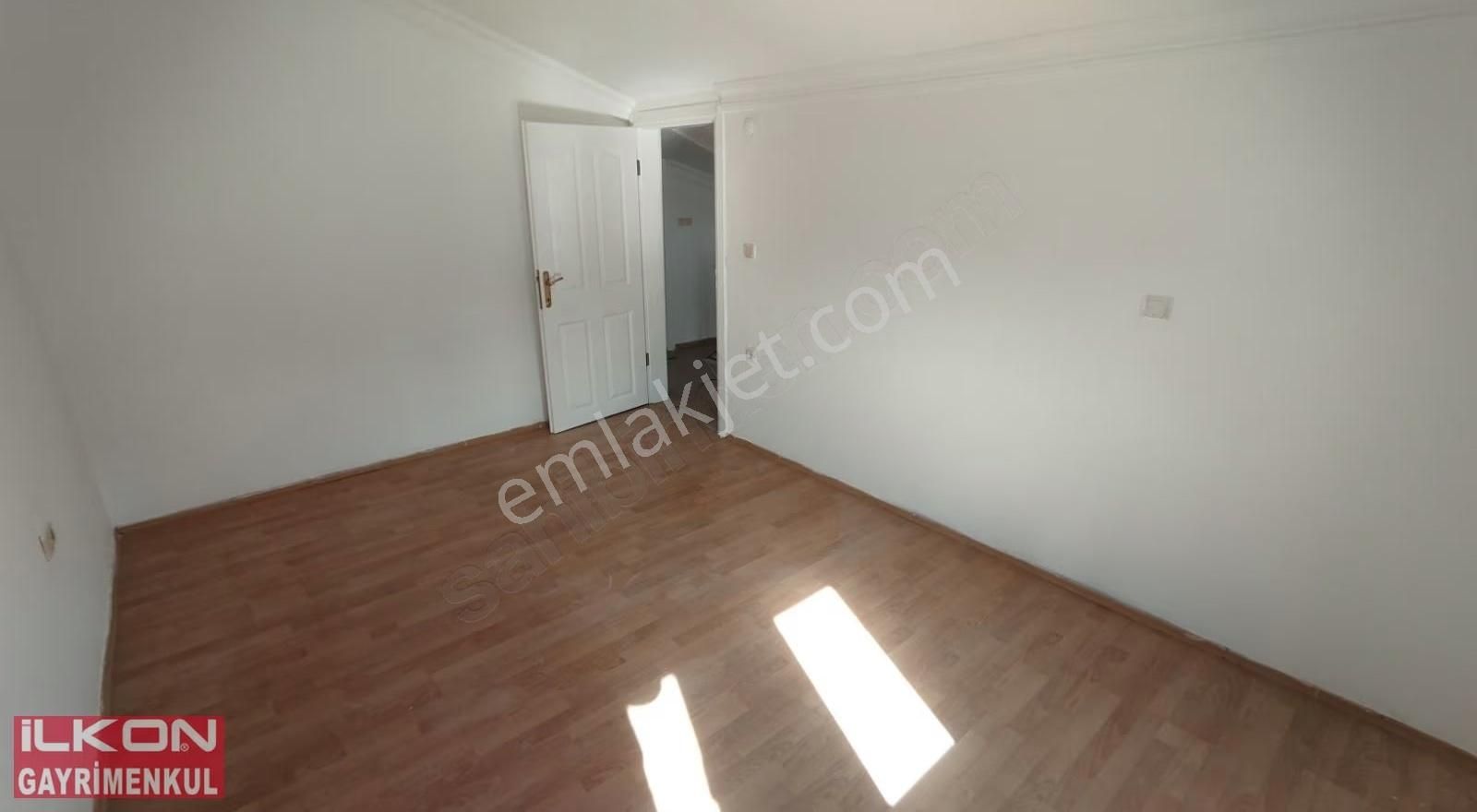 İlkon'dan Foça'da Havuzlu Sitede Kiralık 3+1 Çatı Dubleks Daire - Görsel 18