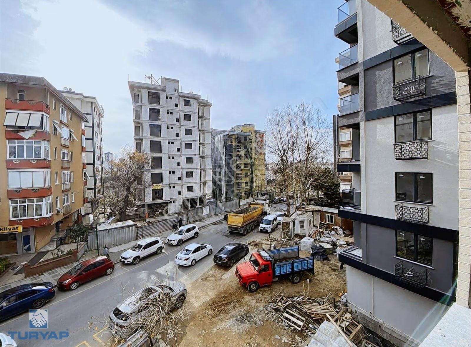Turyap'tan Sahrayıcedit'de Merkezi Konumda Sıfır 2+1 Köşe Daire - Görsel 2
