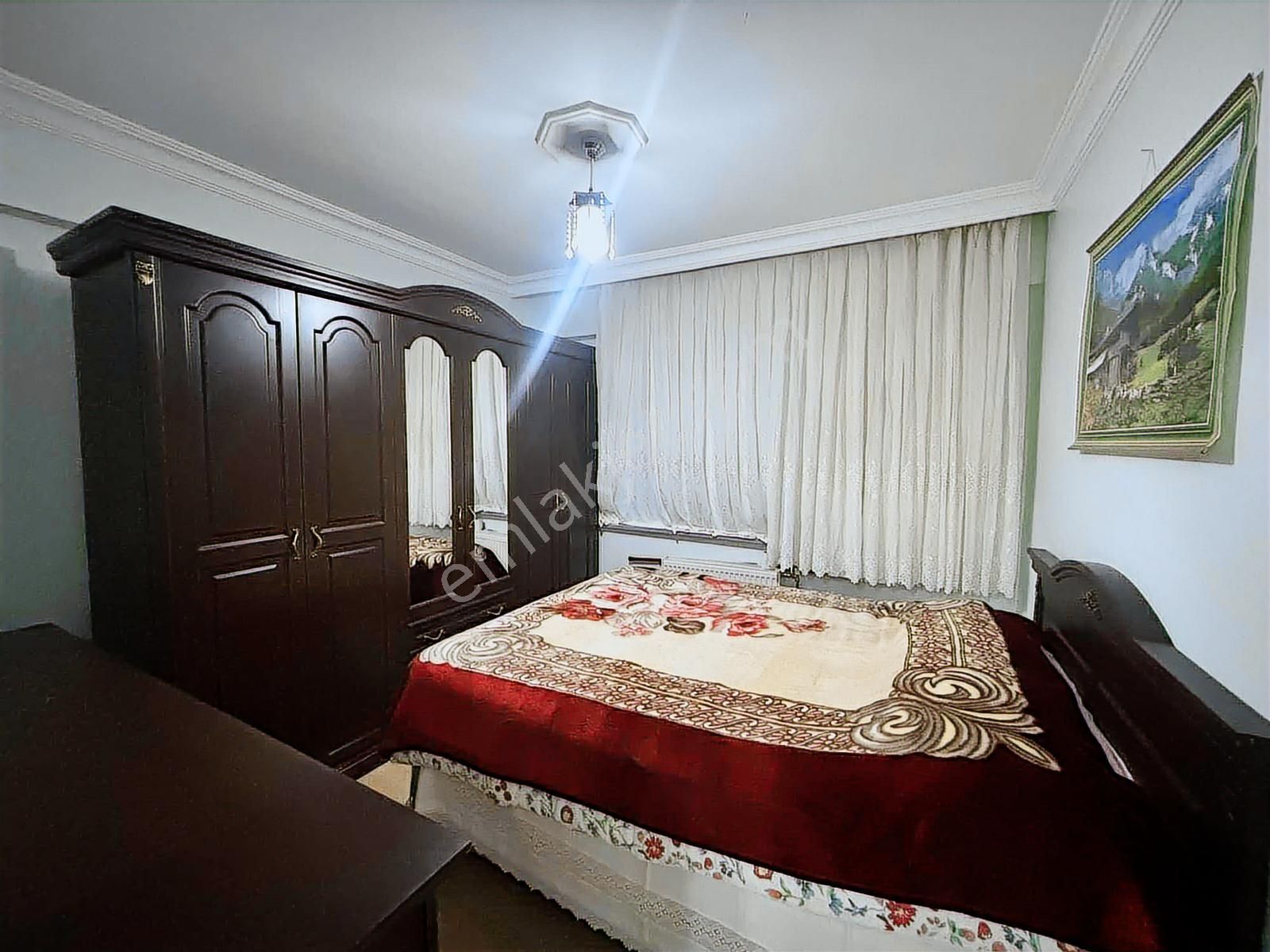 Fa Özbirden Fatih'te Açık Mutfaklı Full Eşyalı Satılık 2+1 Daire - Görsel 5