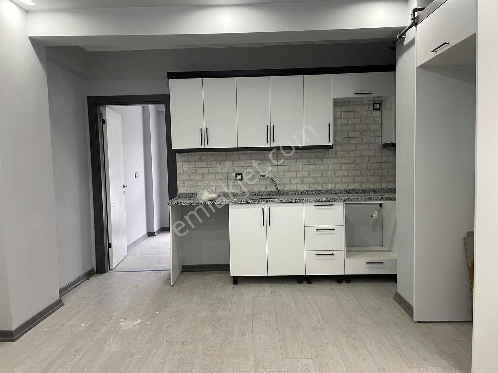 Fa Özbir'den Servis Güzergahına Yakın İskanlı Acil Satılık 1+1 - Görsel 4