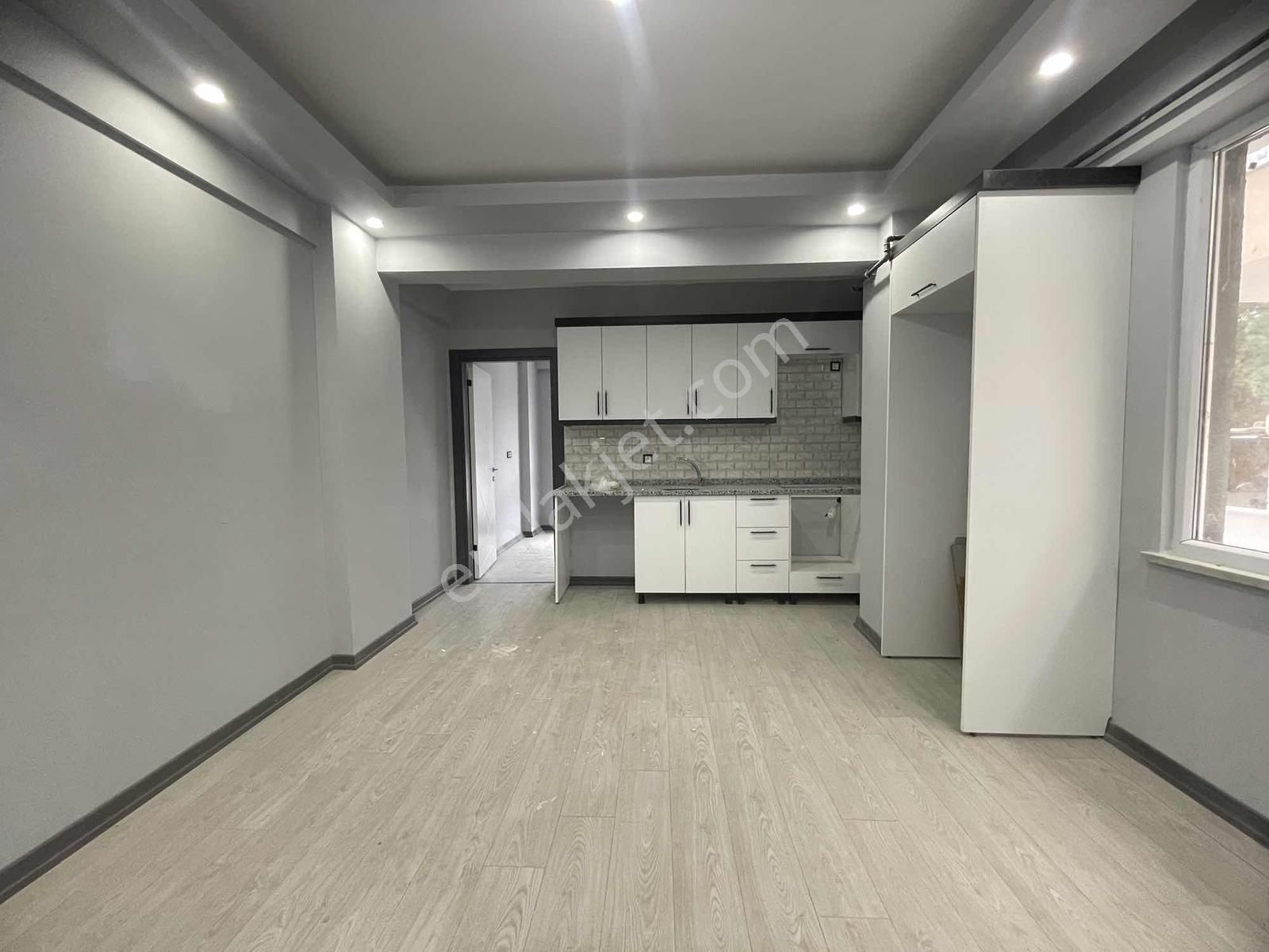 Fa Özbir'den Servis Güzergahına Yakın İskanlı Acil Satılık 1+1 - Görsel 8