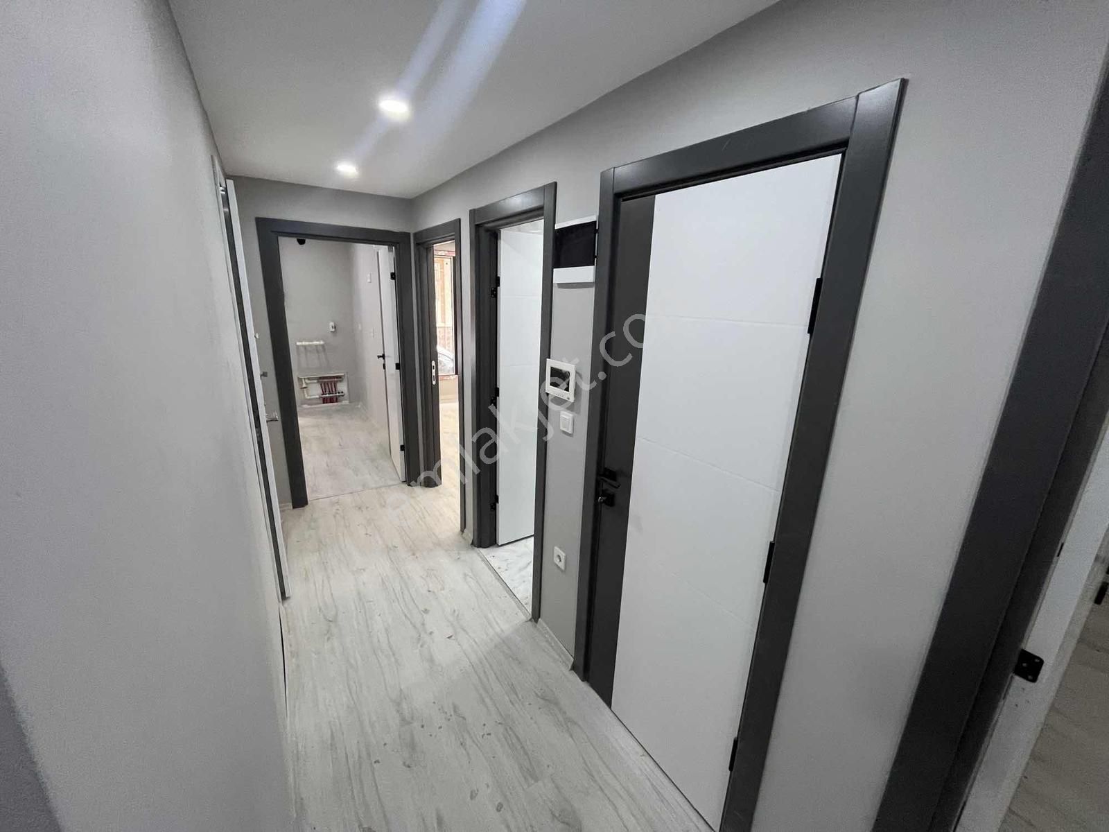 Cad. Ykn. Uğurmumcu Mh 3+1 Sıfır Güney Cephe Yüksek Giriş Daire - Görsel 9