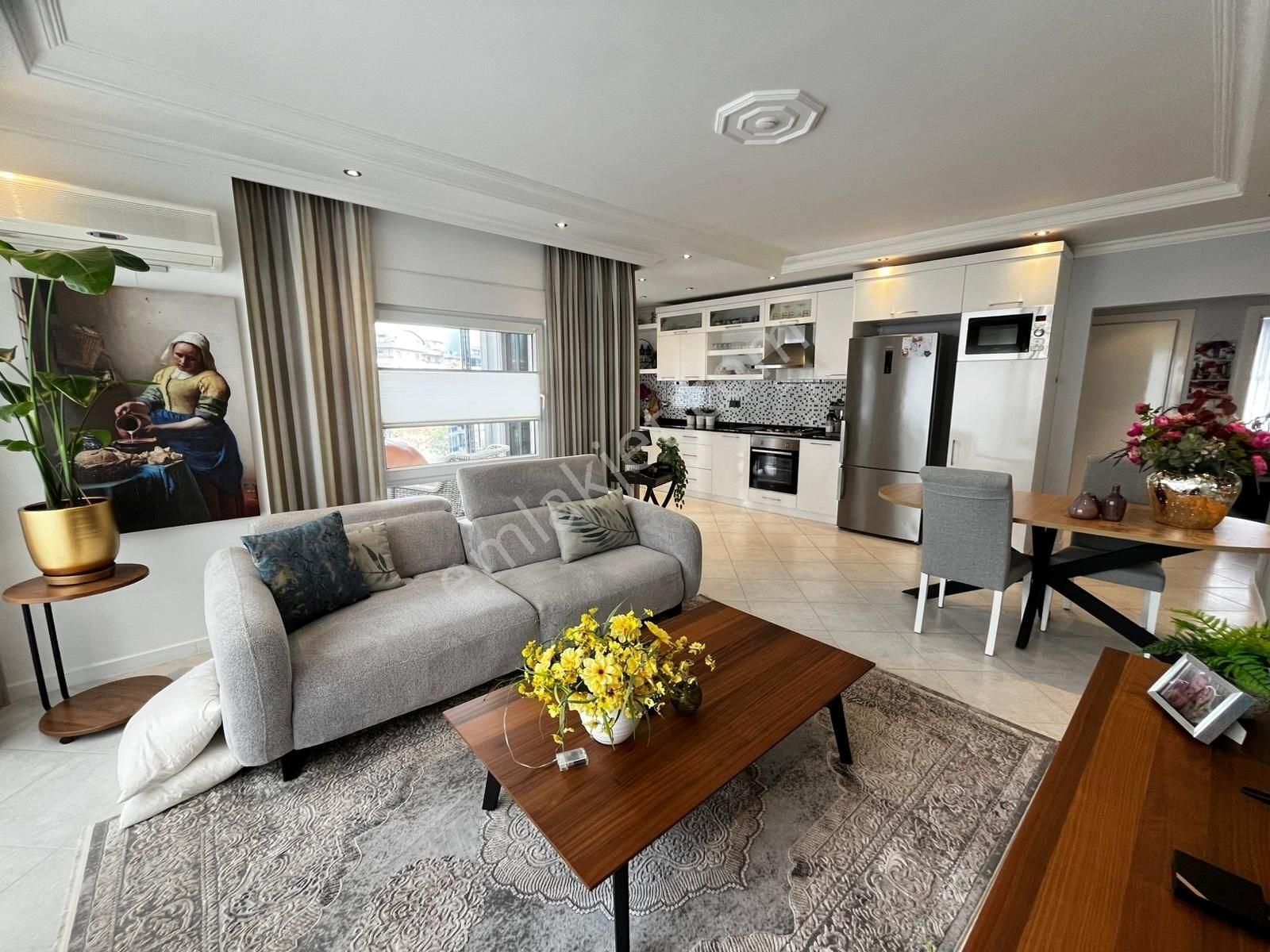 Alanya Oba Bölgesinde Geniş Ve Lux 2+1 Daire