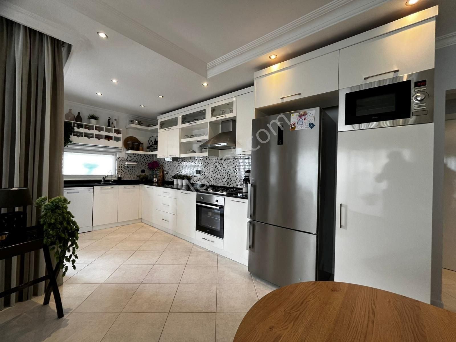 Alanya Oba Bölgesinde Geniş Ve Lux 2+1 Daire - Görsel 2