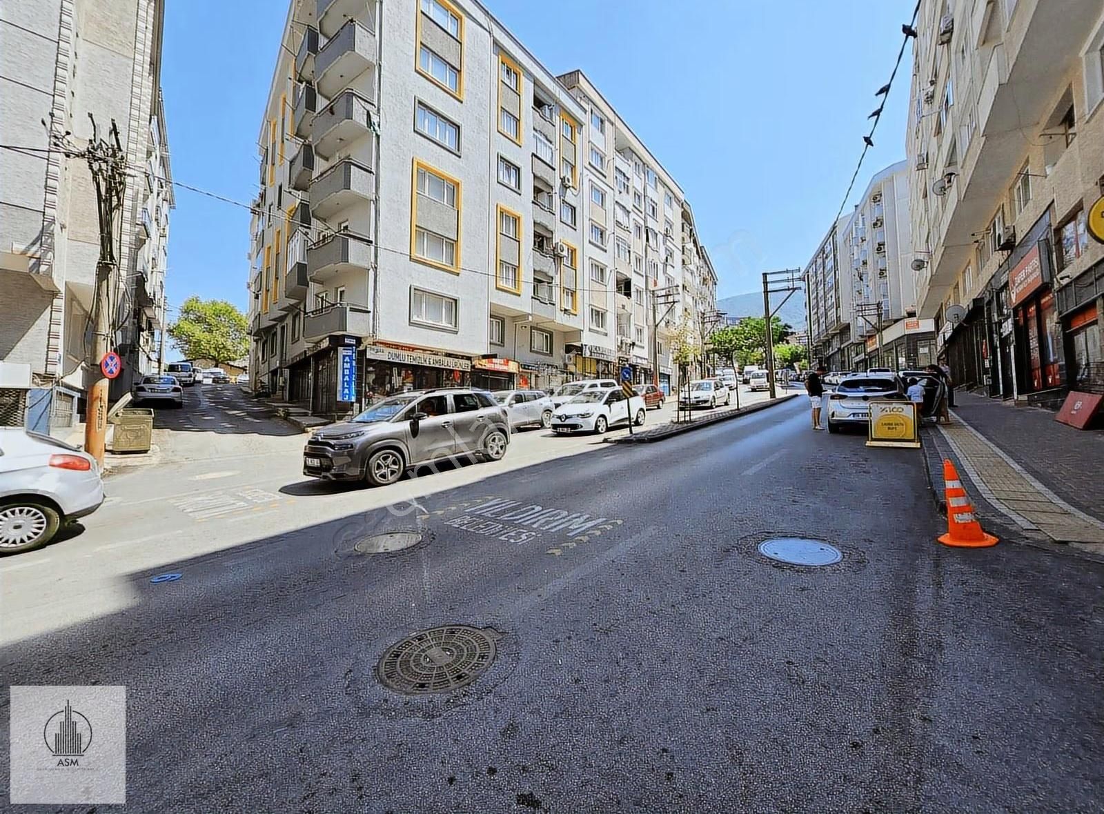 Asm'den Yıldırım Davutkadıda Fsm Caddesinde 1+1 Balkonlu Satılık