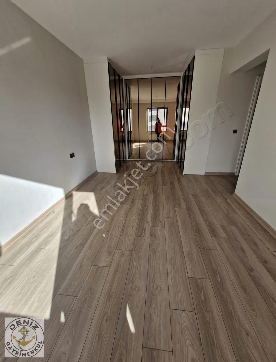 Serinci Blokları 4,5+1 Kilerli Satılık Daire - Görsel 10