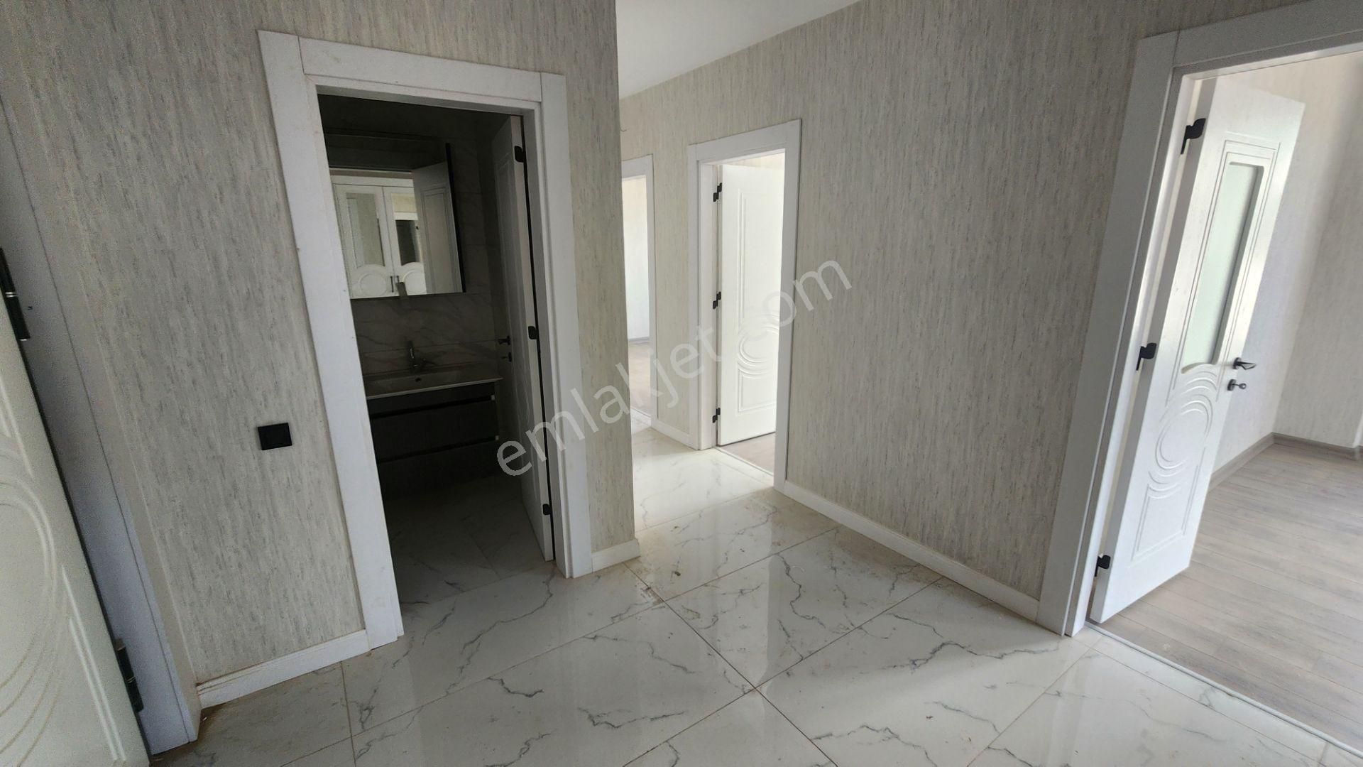 Karaca'dan Esenler Mahallesi 3+1 Cadde Cephe Sıfır Daire - Görsel 12