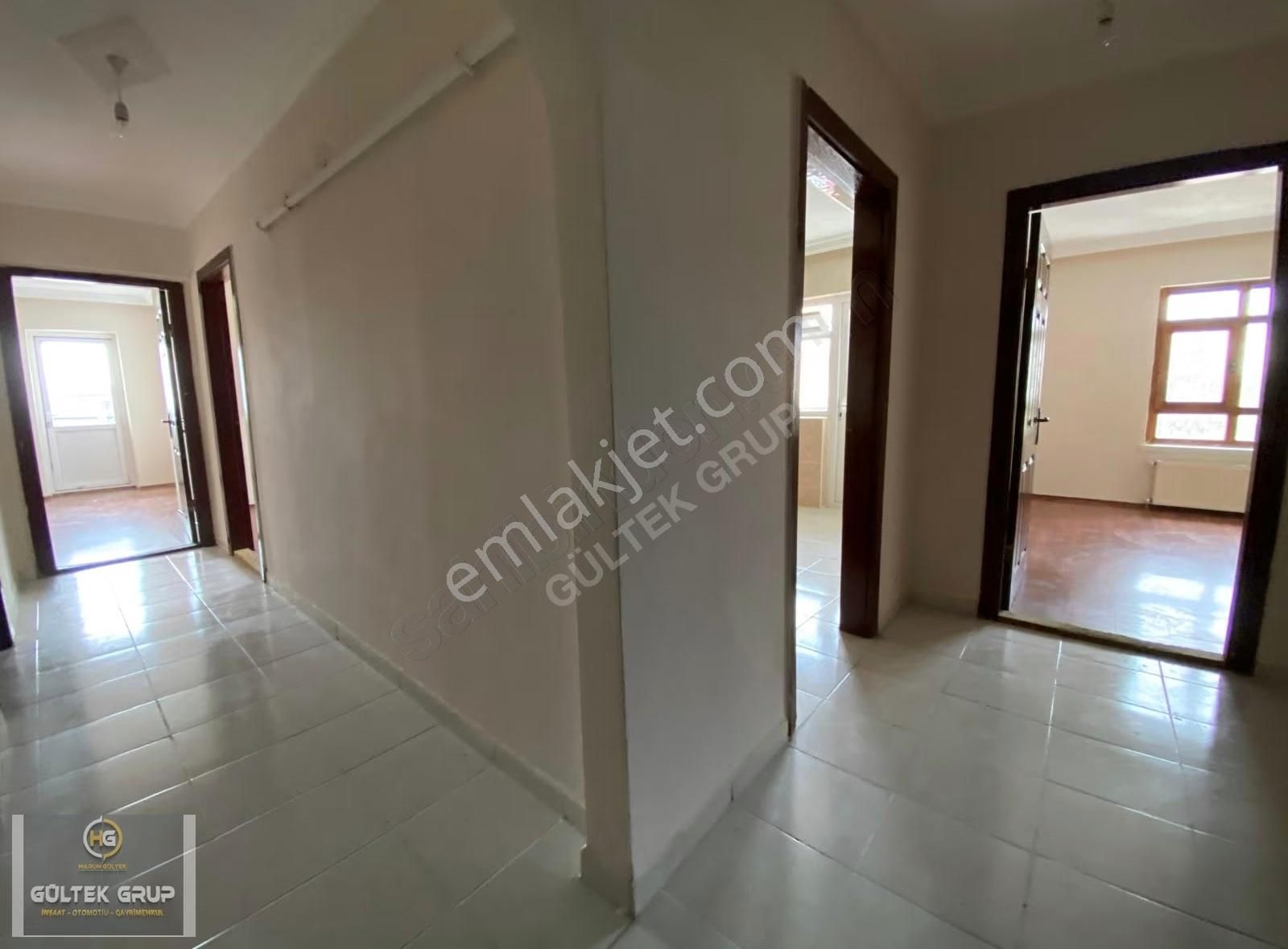 Aşık Veysel Cd Üzeri Katta Oturuma Ve Yatırıma Uygun Ön Cephe ! - Görsel 30