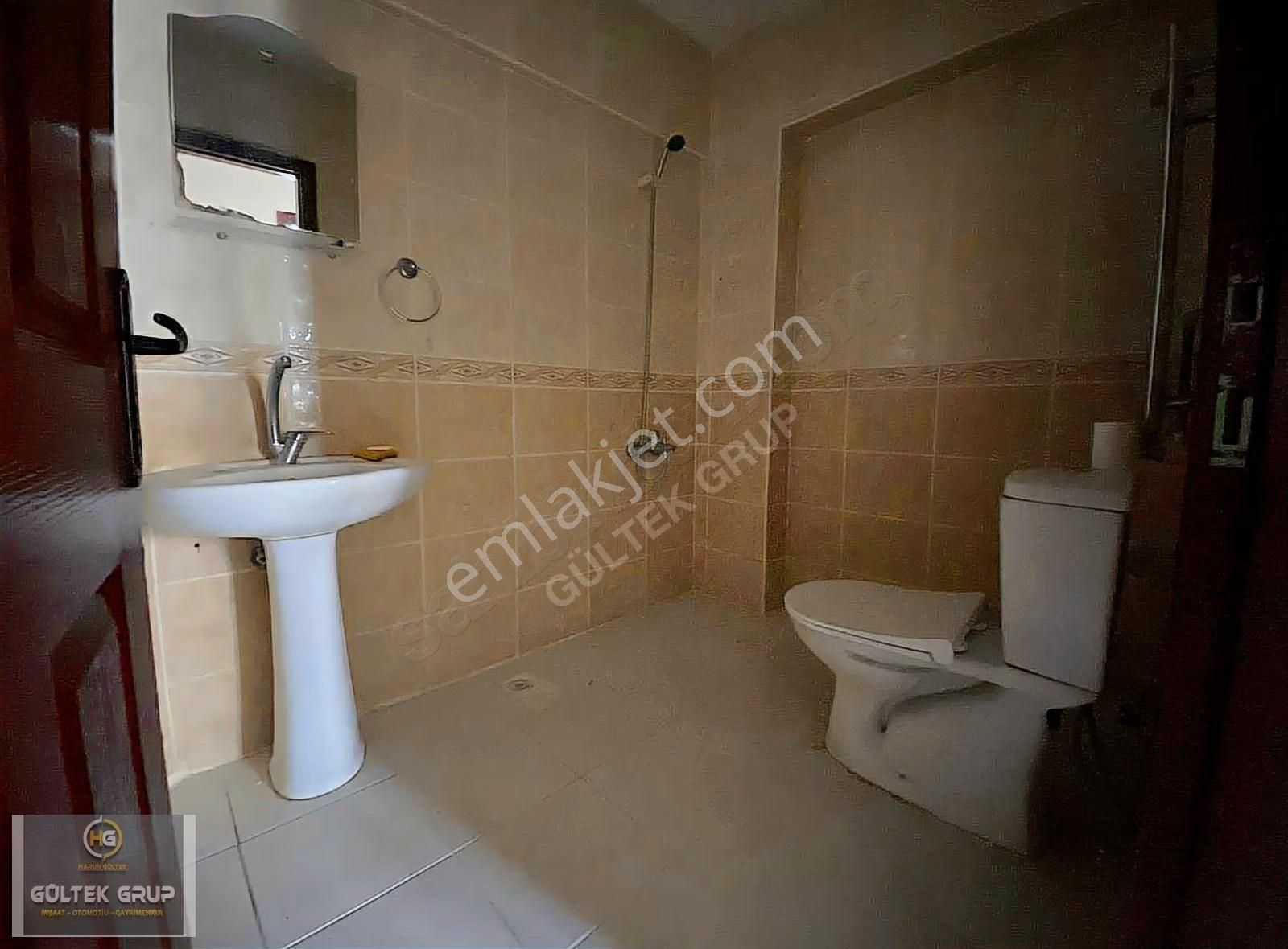 Aşık Veysel Cd Üzeri Katta Oturuma Ve Yatırıma Uygun Ön Cephe ! - Görsel 18