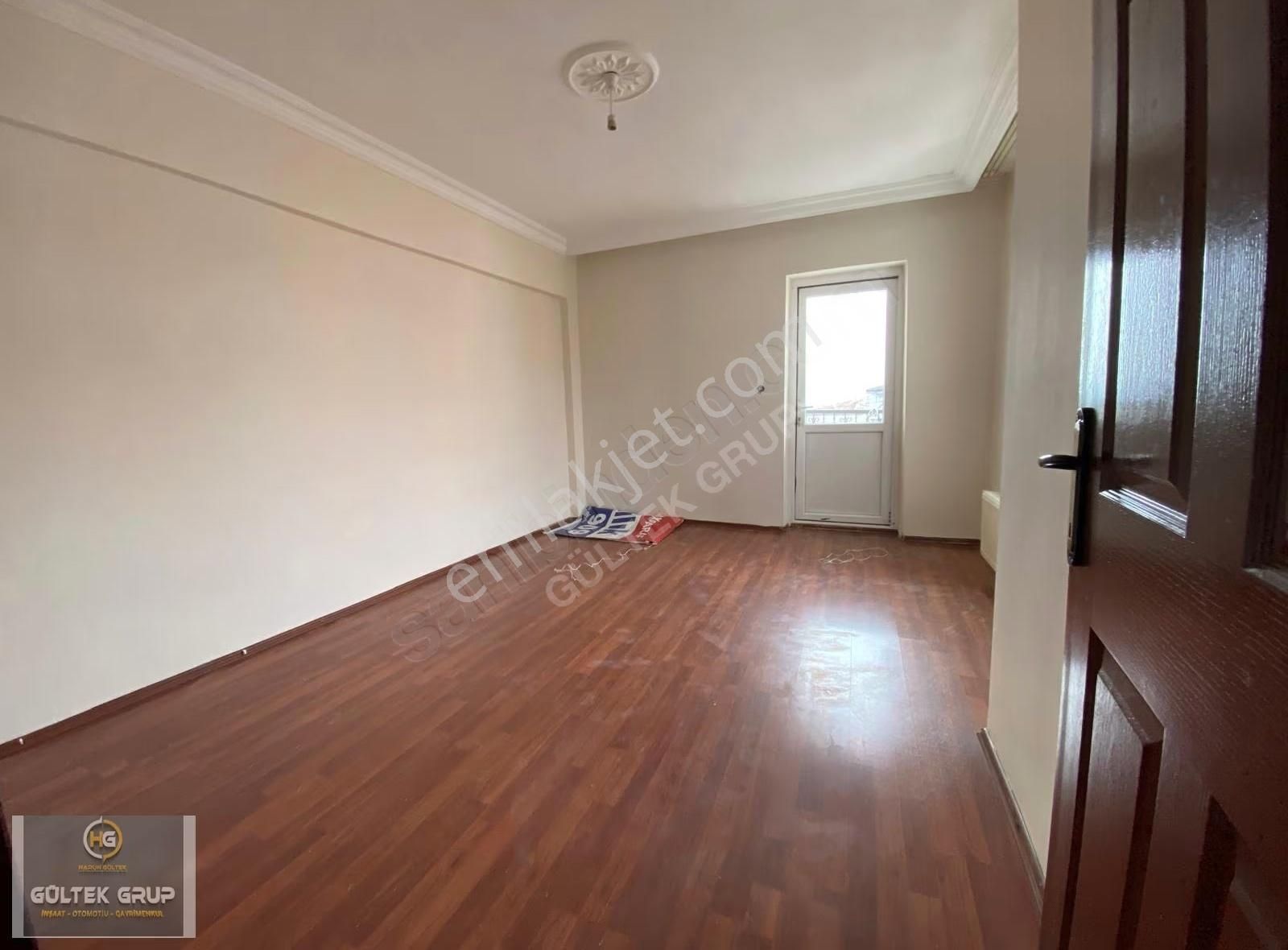 Aşık Veysel Cd Üzeri Katta Oturuma Ve Yatırıma Uygun Ön Cephe ! - Görsel 13