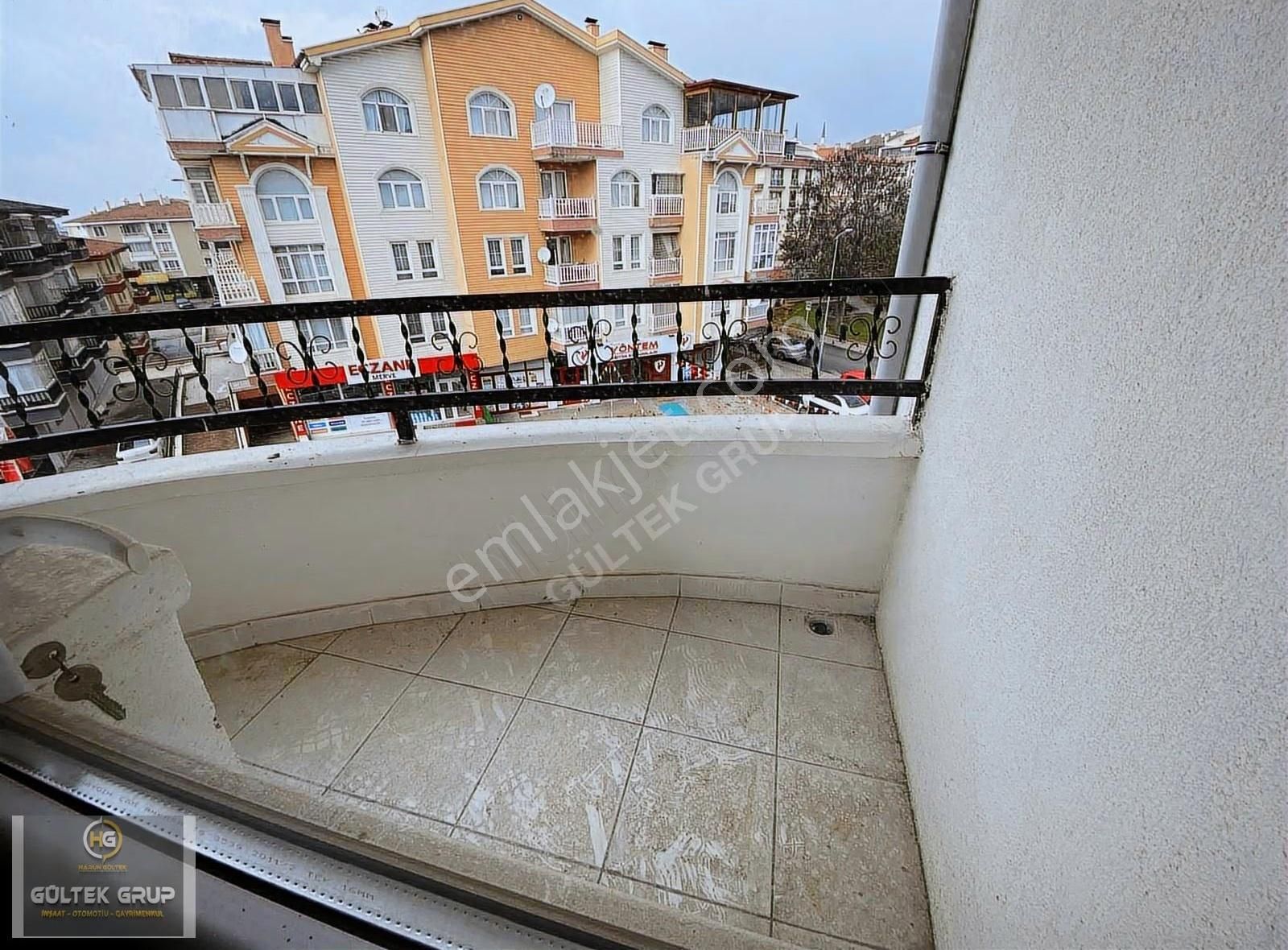 Aşık Veysel Cd Üzeri Katta Oturuma Ve Yatırıma Uygun Ön Cephe ! - Görsel 22