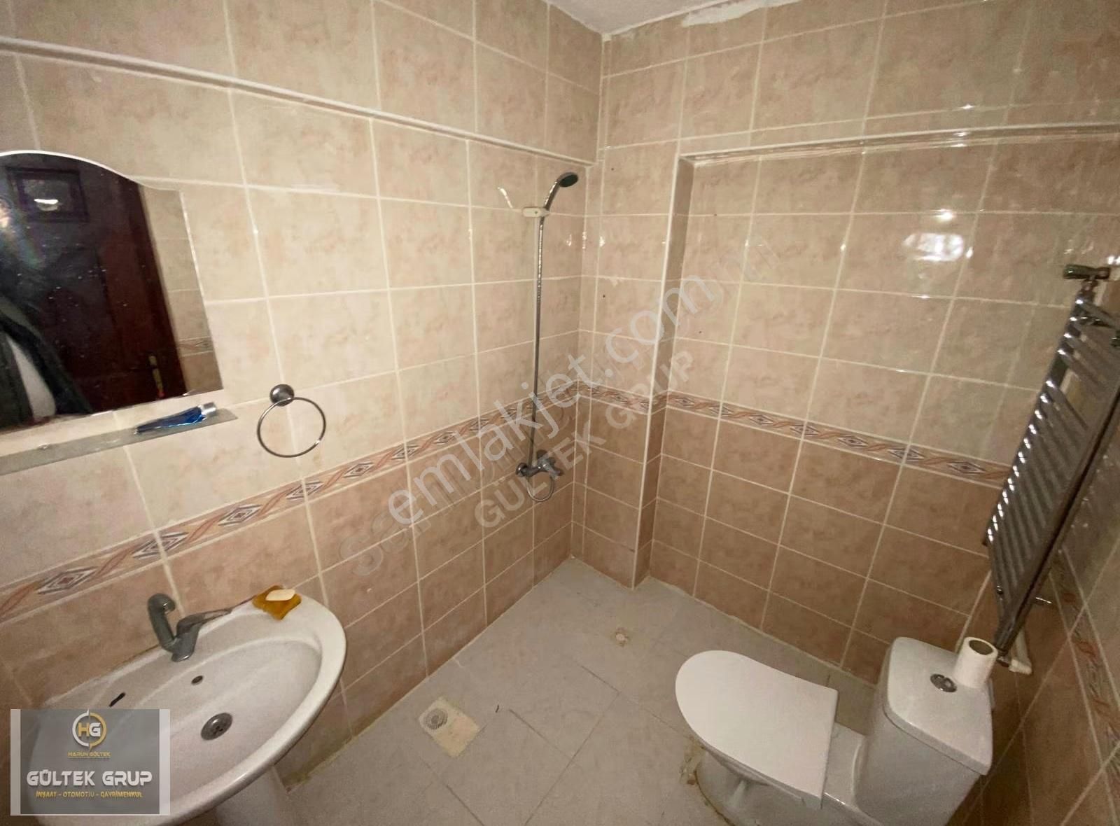 Aşık Veysel Cd Üzeri Katta Oturuma Ve Yatırıma Uygun Ön Cephe ! - Görsel 2