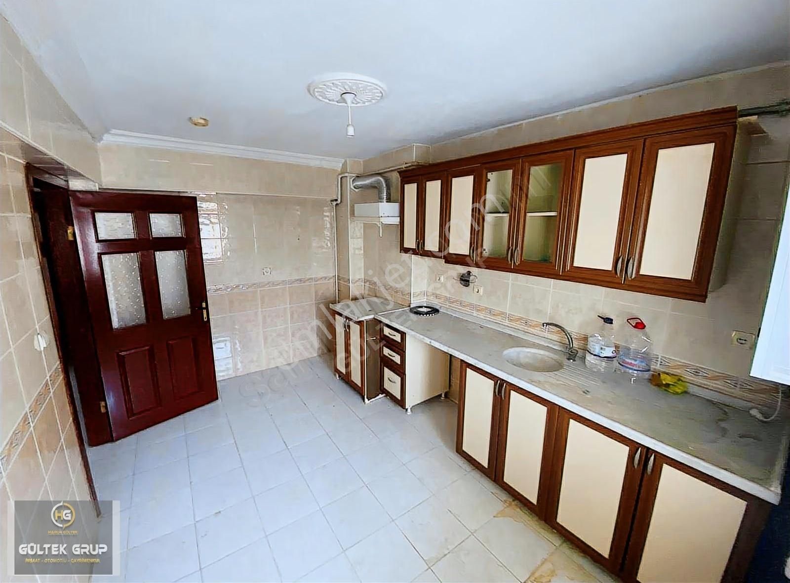 Aşık Veysel Cd Üzeri Katta Oturuma Ve Yatırıma Uygun Ön Cephe ! - Görsel 32