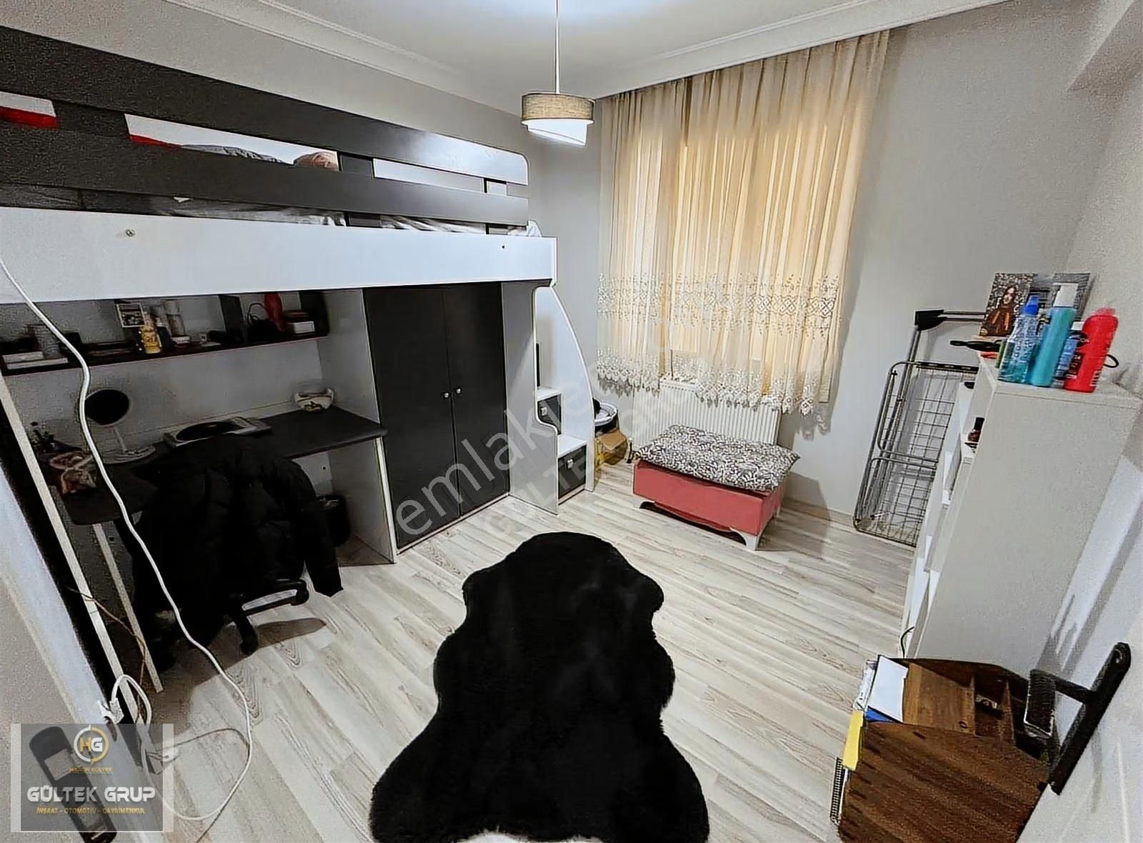 Kuşcağız Bengi Düğün Salonu Yakını Asansörlü İskanlı 4+1 - Görsel 5