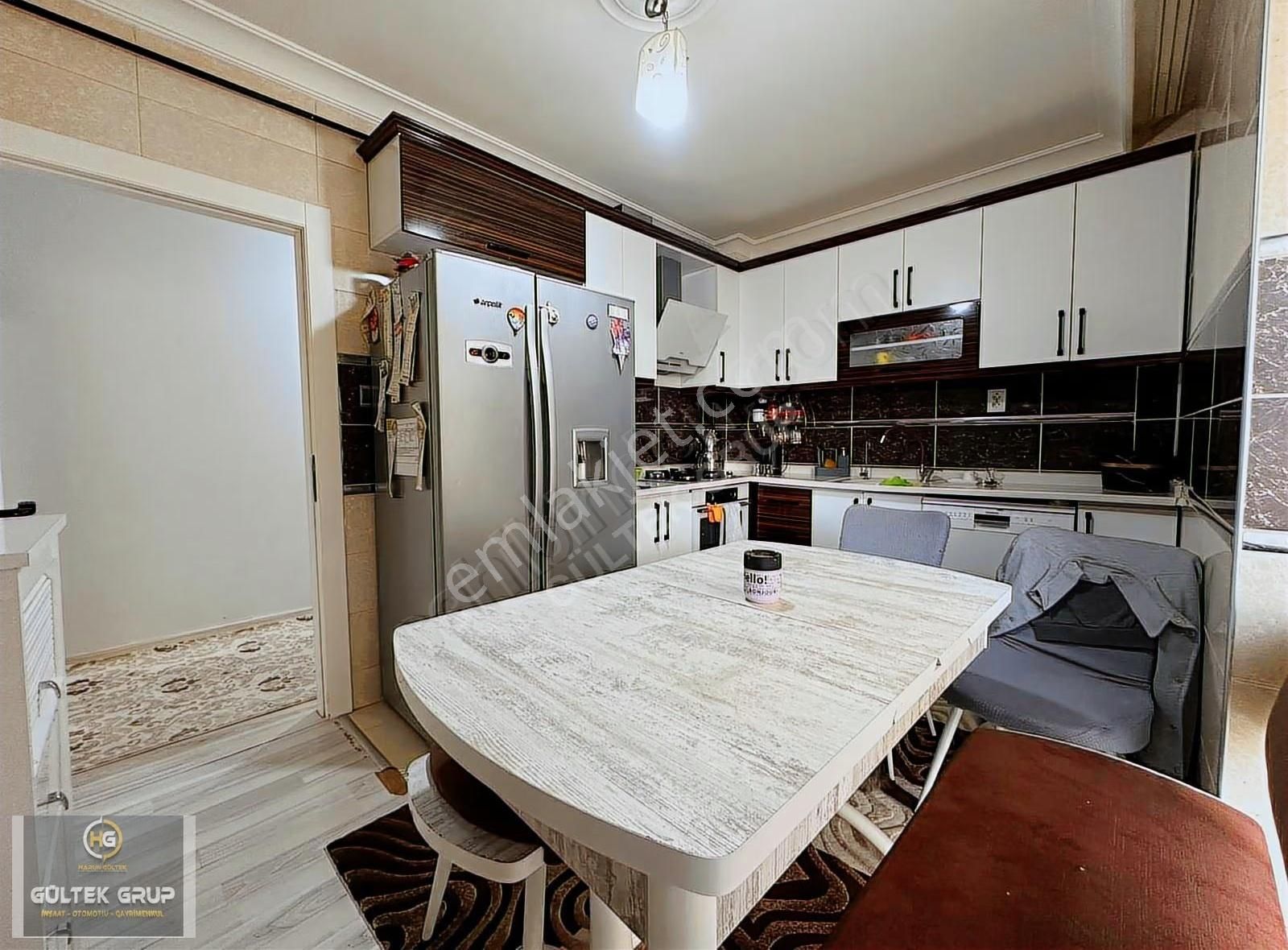 Kuşcağız Bengi Düğün Salonu Yakını Asansörlü İskanlı 4+1 - Görsel 24