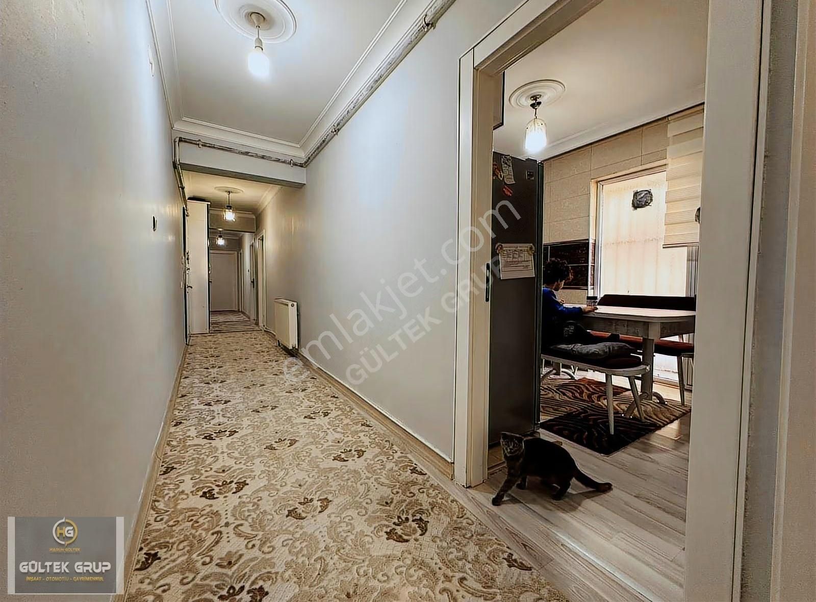 Kuşcağız Bengi Düğün Salonu Yakını Asansörlü İskanlı 4+1 - Görsel 2