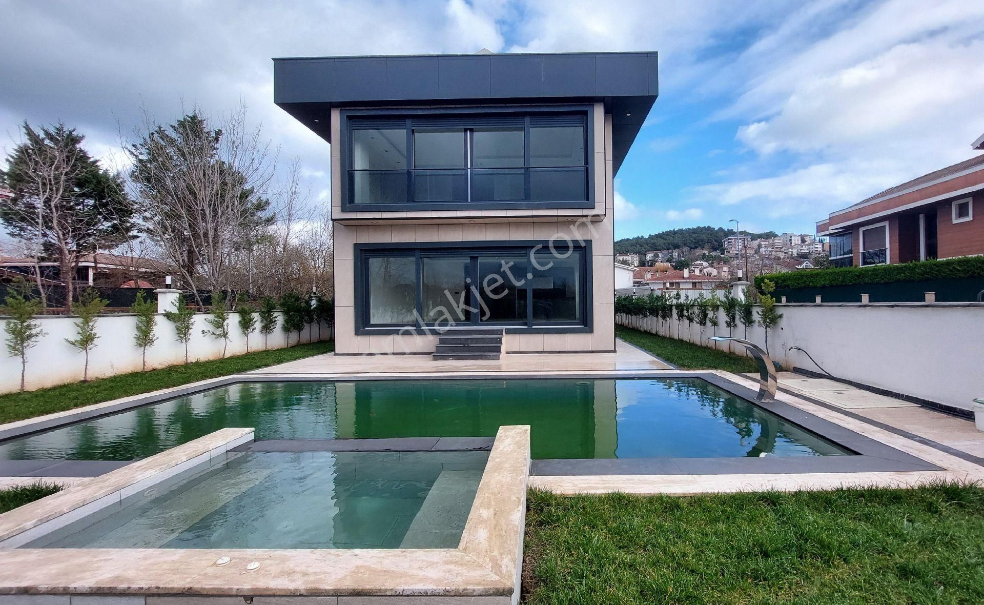 Remaxanka'dan Satılık Havuzlu Saunalı Türk Hamamlı Müstakil Villa - Görsel 3