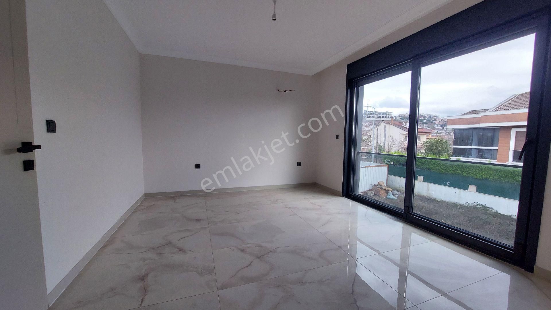 Remaxanka'dan Satılık Havuzlu Saunalı Türk Hamamlı Müstakil Villa - Görsel 15