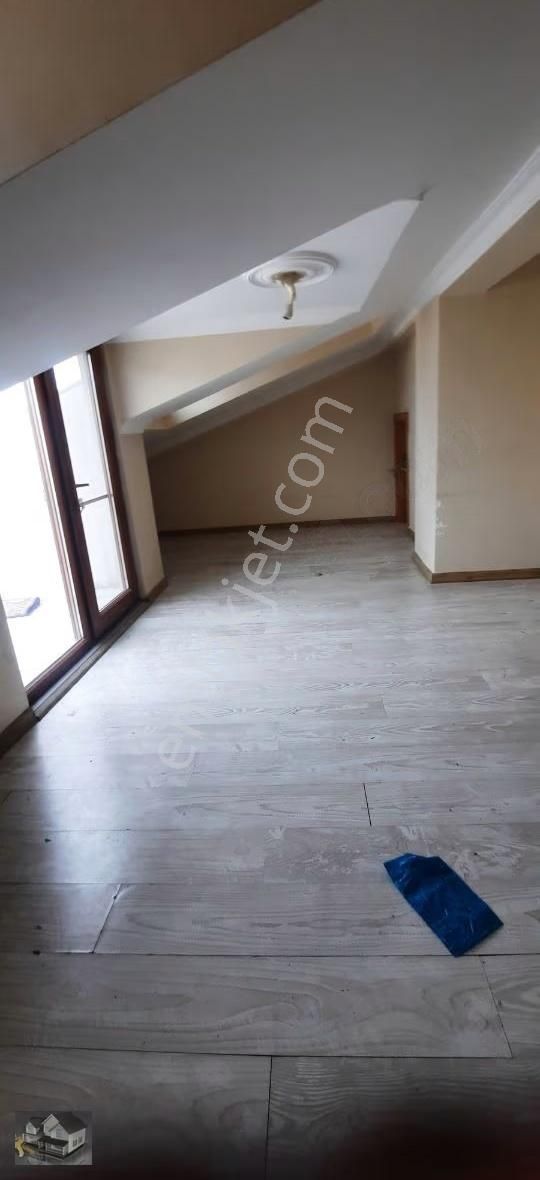 Eyüp İslambeyde Kiralık 4+1 Dublex Daire - Görsel 23