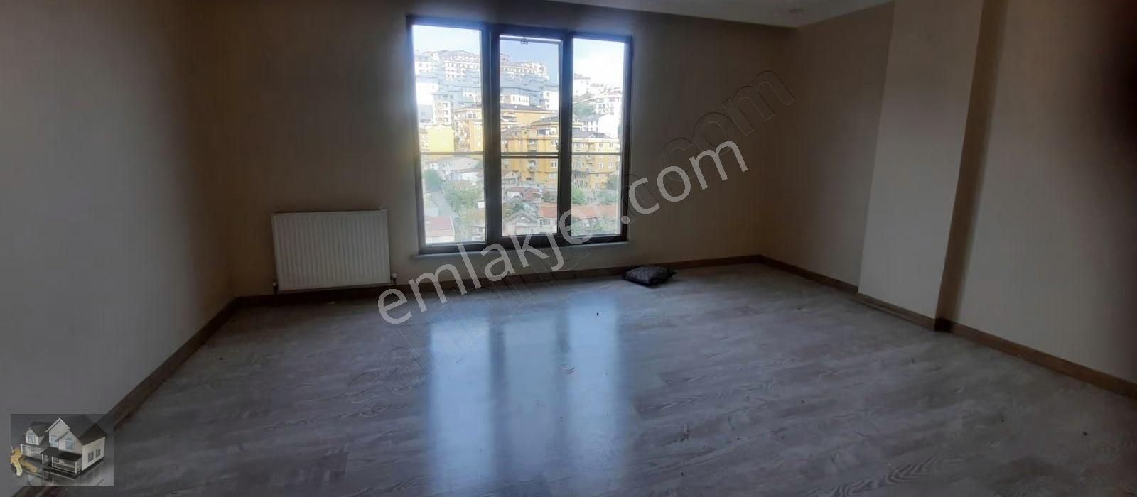 Eyüp İslambeyde Kiralık 4+1 Dublex Daire