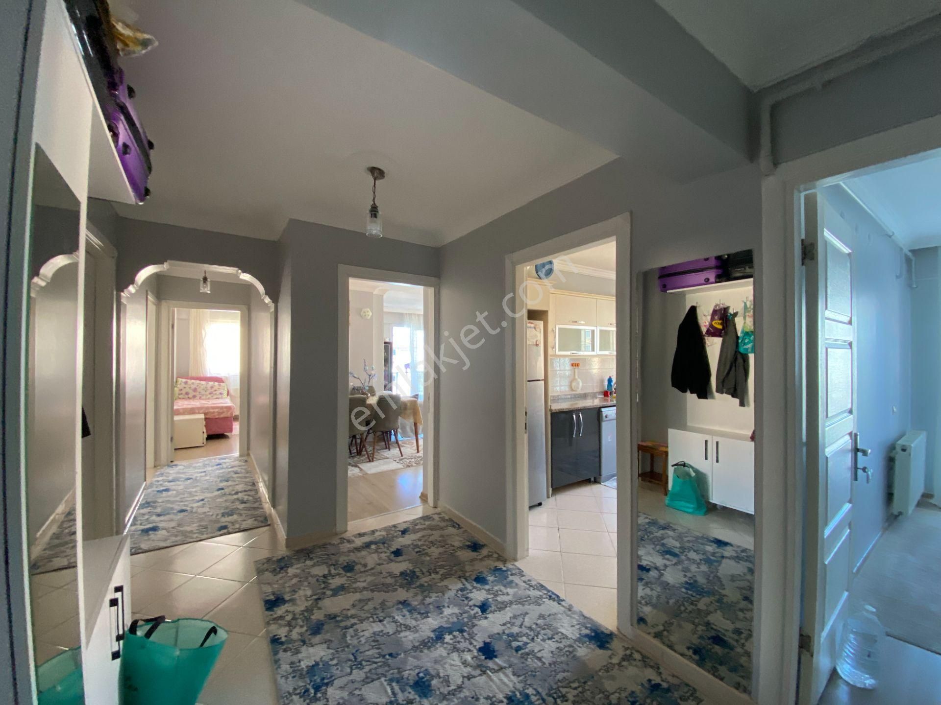 Çiğli Cumhuriyet Mah. Site İçinde Satılık 3+1 Daire 140m2 - Görsel 6