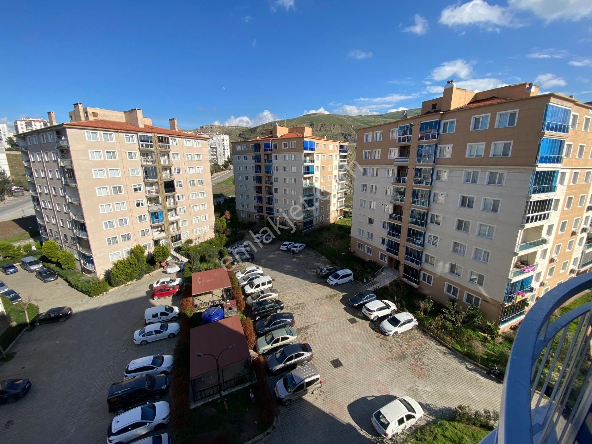 Çiğli Cumhuriyet Mah. Site İçinde Satılık 3+1 Daire 140m2 - Görsel 10