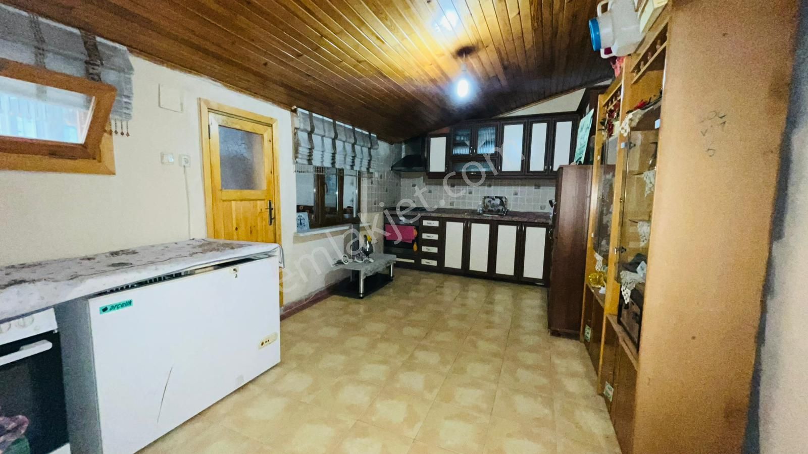 Gürsu İstiklal'de 3 Katlı Bahçeli Müstakil Ev - Görsel 30