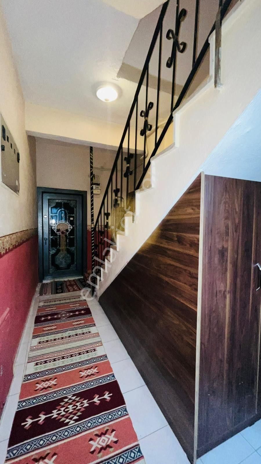 Gürsu İstiklal'de 3 Katlı Bahçeli Müstakil Ev - Görsel 5