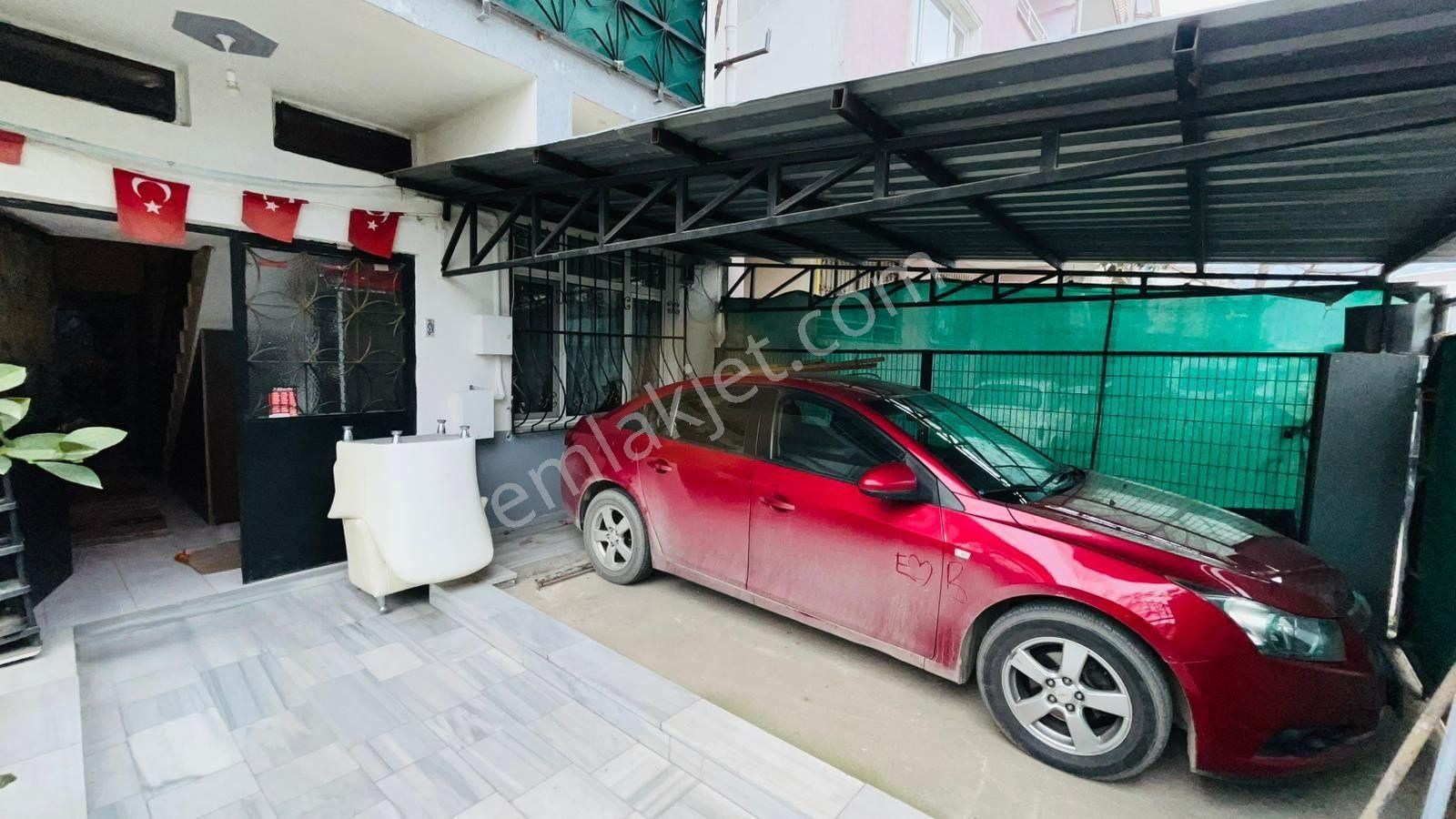 Gürsu İstiklal'de 3 Katlı Bahçeli Müstakil Ev - Görsel 4