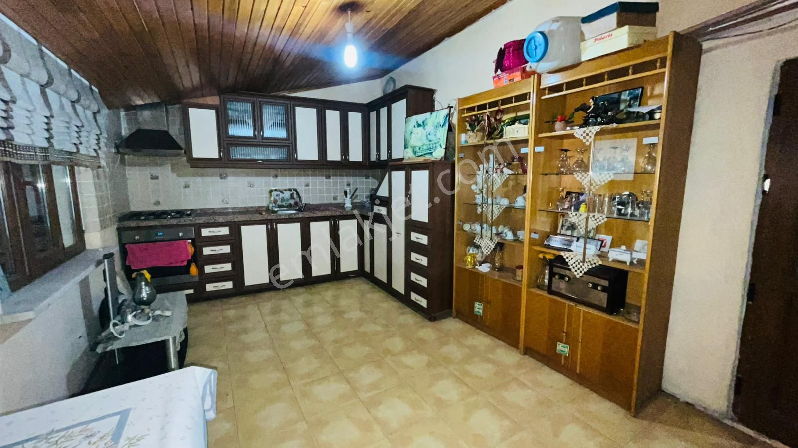 Gürsu İstiklal'de 3 Katlı Bahçeli Müstakil Ev - Görsel 29