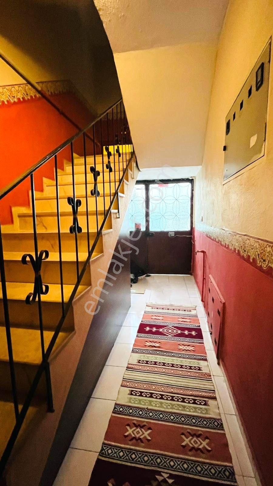 Gürsu İstiklal'de 3 Katlı Bahçeli Müstakil Ev - Görsel 6