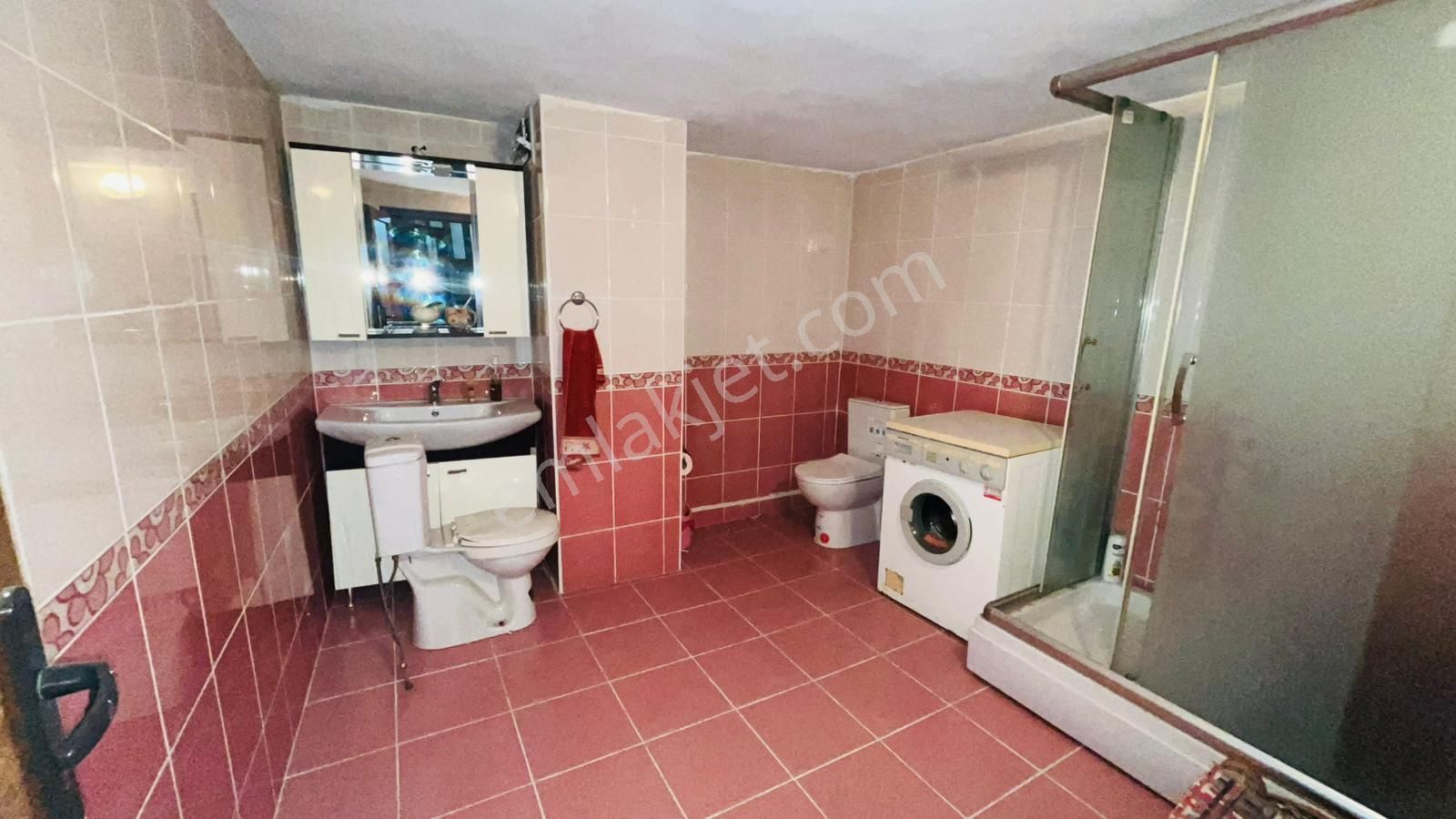 Gürsu İstiklal'de 3 Katlı Bahçeli Müstakil Ev - Görsel 33