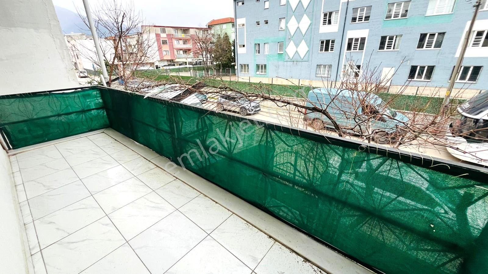 Gürsu İstiklal'de 3 Katlı Bahçeli Müstakil Ev - Görsel 21