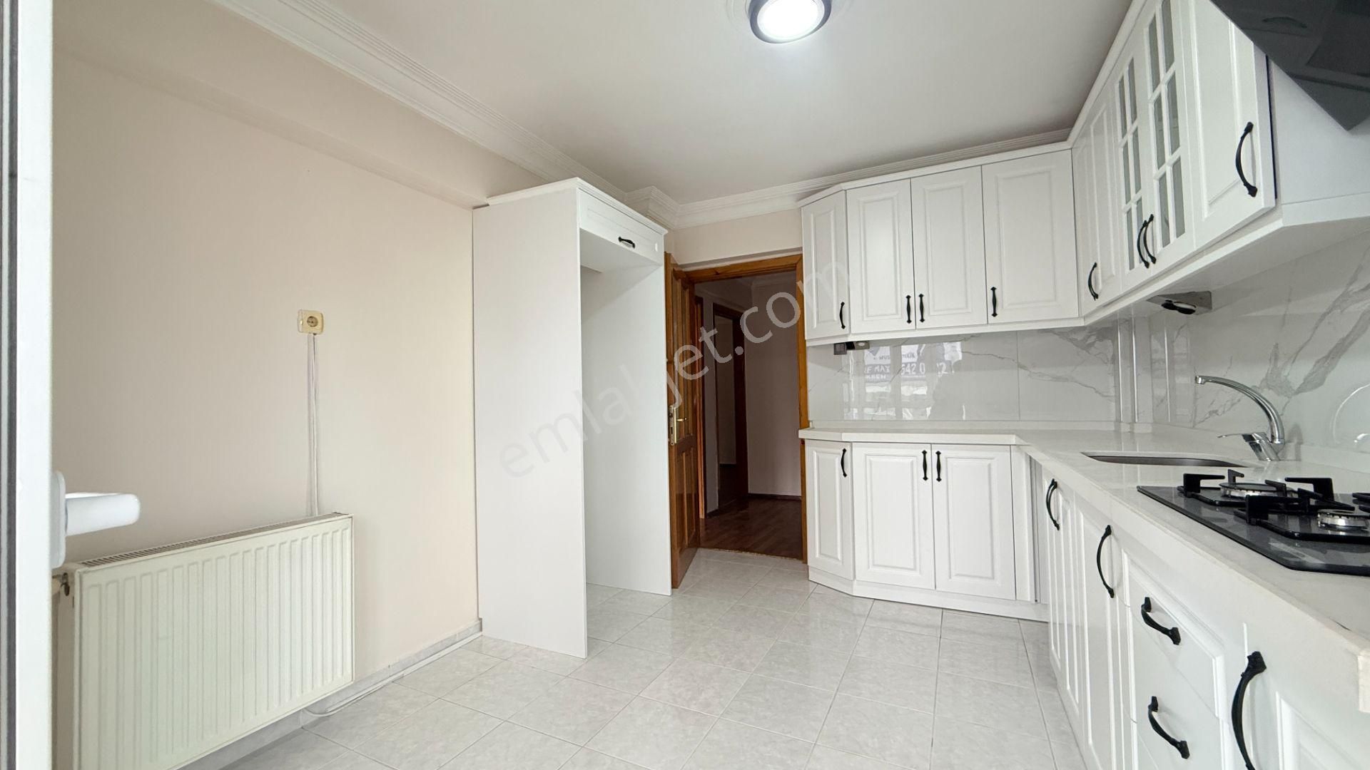 Edremit Hamidiye Mahallesi'nde Kiralık 3+1 Jeotermalli Daire - Görsel 5