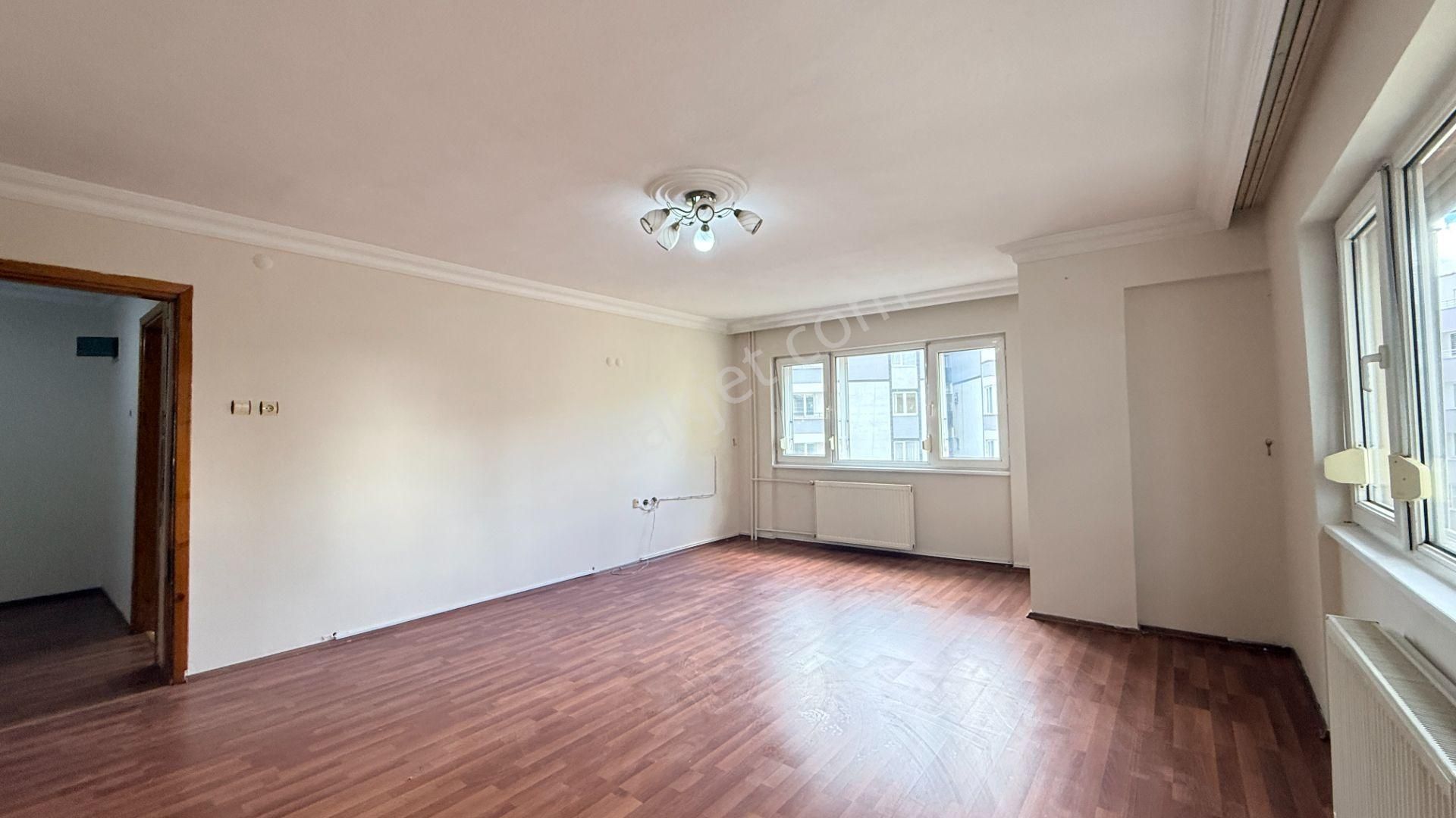 Edremit Hamidiye Mahallesi'nde Kiralık 3+1 Jeotermalli Daire - Görsel 12