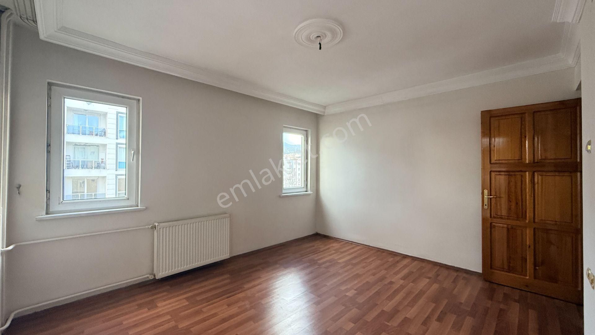 Edremit Hamidiye Mahallesi'nde Kiralık 3+1 Jeotermalli Daire - Görsel 24