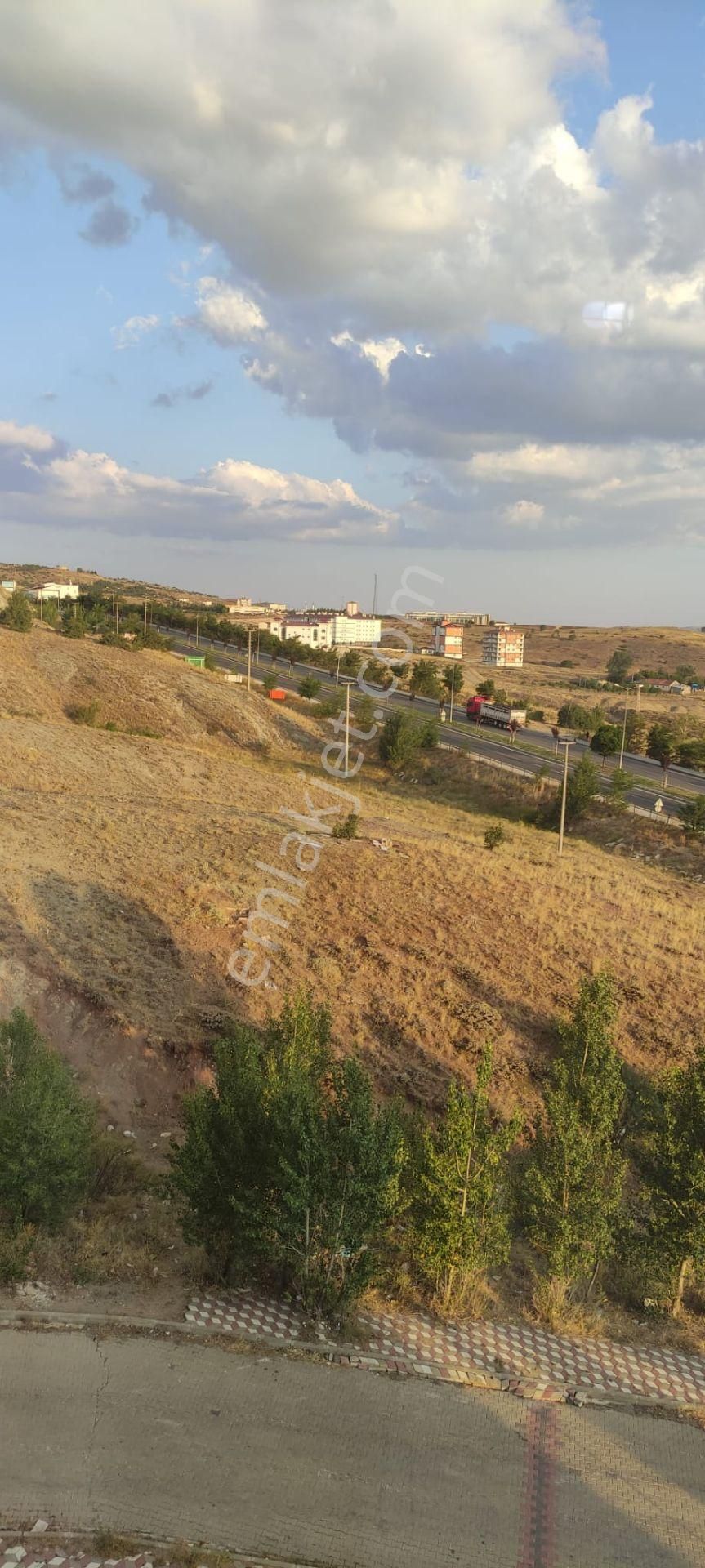 Sahibinden Satılık Üniversite Yolu Üzerinde 1+1 Eşyalı Daire - Görsel 11