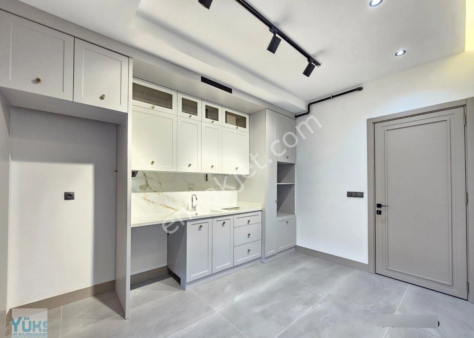 Denizli Yenişafak Ta 2+1 120 M2 Cadde Üzerinde Panjurlu Lüks Satılık Daireler